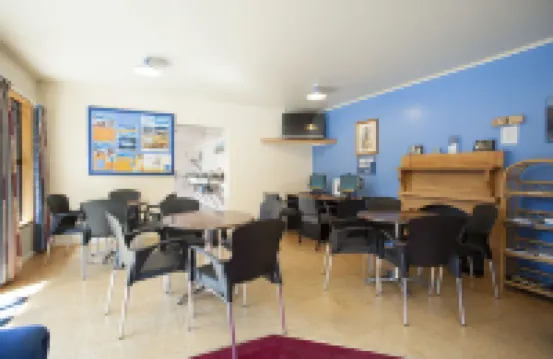 漢默斯普林斯十佳假日公園酒店