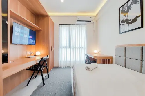 Minimalist Studio at Sky House Alam Sutera Apartment