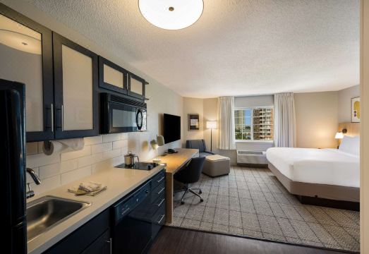 Sonesta Simply Suites Jersey City