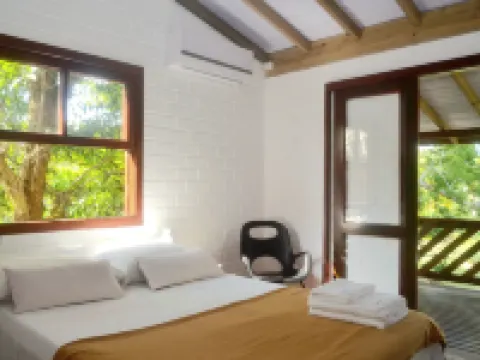 Pousada la Boheme Guarda do Embaú - SC Hotéis em Palhoca