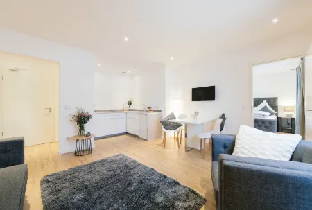 Unique Inn Отели в г. Веслинг