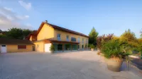 Domaine Chloe du Lac - Bjergudsigt
