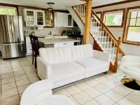 Hidden gem! Southampton beach cottage