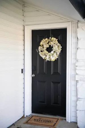 Beautifully Remodeled 3-Bedroom Cozy Home!!