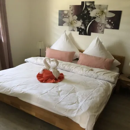 Comfortable  Holiday Home, Covered Terrace, Garden, Wlan, Incl. Additional Costs