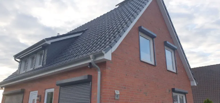Ferienwohnung mit Kamin, Balkon, Boxspringbett, 3 Personen, See-und Waldnähe
