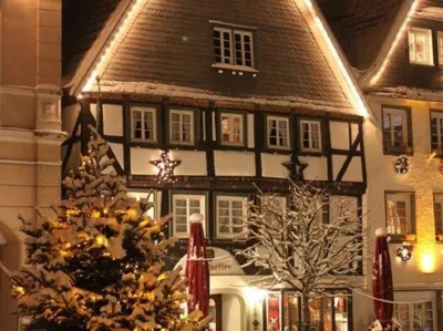 Ratskeller Hotels near Lidl