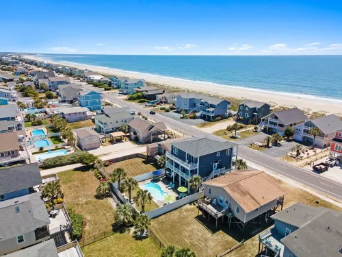 "Tides a Wastin Private Pool w/Opt Heat, Hot Tub, Tiki Bar, Elevator