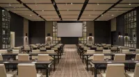 Rooftop Pool, Onsite Spa, Fine Dining - Exquisite Luxury Retreat Hotels in Summit County