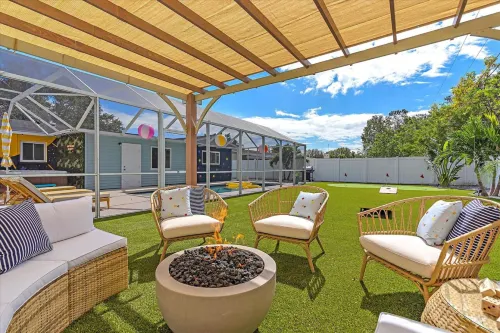 Heated Pool, Hot Tub, Game Room and Fire Pit - Gorgeous Oasis Hotel a South Bradenton