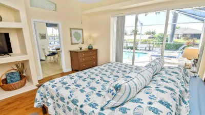 Seascape - Spa/Whilrpool, South Terrace, 4 Bedroom Hotels in 