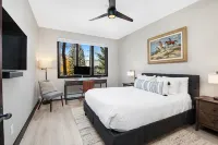 Slope-Side Hot Tub and Expansive Views - Stunning Mountain Retreat