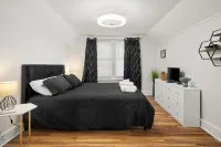 Cozy Space with Den for Relaxation - Tranquil Charming Haven Hotels in Peoria Heights