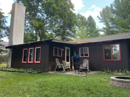 Waterfront Dock and Cozy Fire Pit - Tranquil Sunset Haven