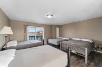 Elegant Haven - High-Speed WiFi, AC, Stunning Views