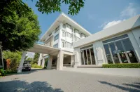 The Navy House Hotel Hoteles en Sattahip
