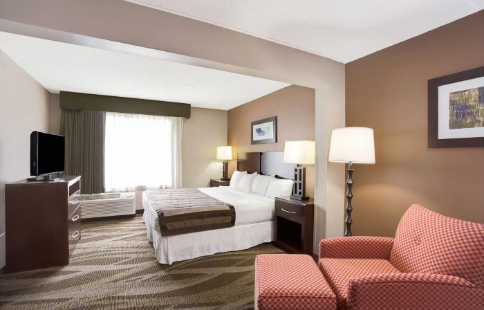 Wingate by Wyndham Raleigh Durham / Airport