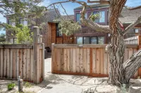 Oceanfront Beach House with two Master Suites