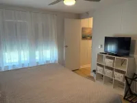 Little Cottage Near the Sea!