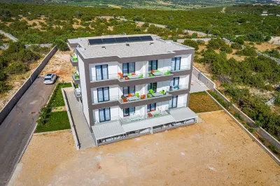 Deluxe Villa Laura for 8