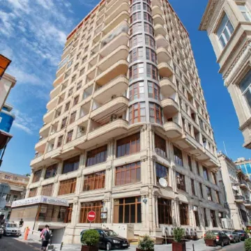 Leyla Apartmens 2 Отели рядом с достопримечательностью «Площадь Фонтанов»