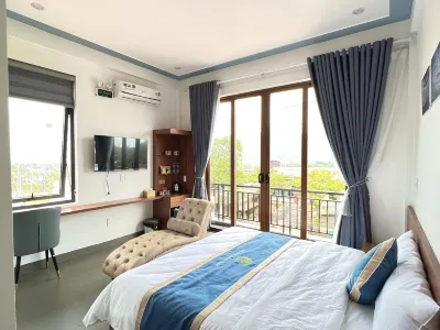 Khe Sanh Luxury Hotel Отели в г. 