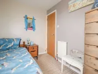Daisy Cottage Hotels near Healeys Cornish Cyder Farm