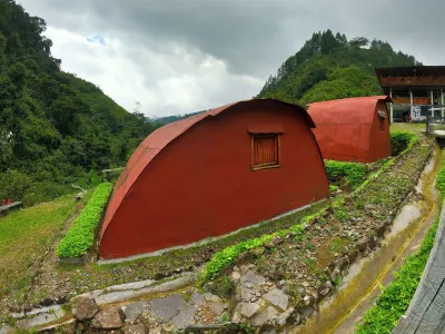 Termales El Escondite Hotel a 