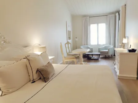 Le Clos Saint-Martin Hôtel & Spa Отели в г. Арс-ан-Ре