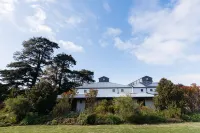 Trail's End Hotel a 