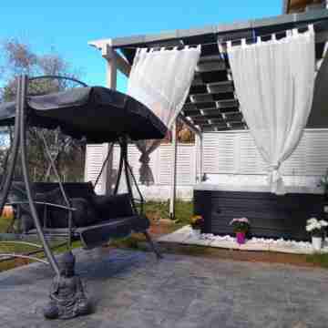 6 Bed Villa - Sleeps 15 - Pets - Pool - Jacuzzi Hotel Exterior