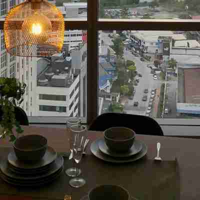 Pinnacle PJ by Flexihome Dining/Meeting Rooms