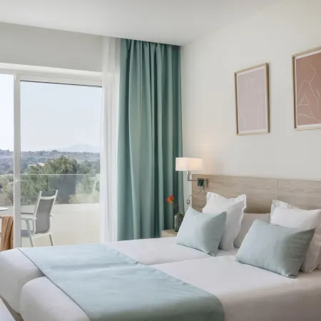 Aparthotel Marina Drach