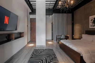 The Tropical Nest Womens Shared Hostel Room