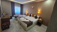 Pointbreak Otel - Cheap