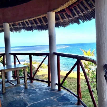 Wagawimbi Villa 560 m2, Breathtaking View of the Indian Ocean, Kenya