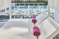 Hotel Astoria Playa Adults Only - Beach