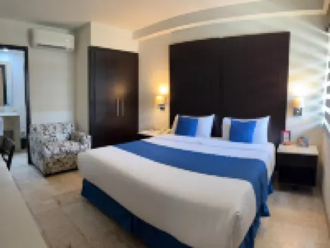 Hotel del Pescador Hotels in Chapala