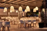 Aqua Blue Beach Hotel