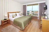 Luna Esperança Centro Hotels near Mercearia Caetobriga