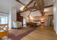 Le Logis d'Azé Hotels in La Vineuse