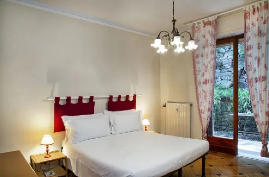 Relax in Giardino a Due Passi Dal Porto