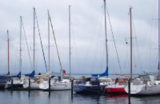 อพาร์ตเมนต์ อิน ปีเตอร์สดอร์ฟ สำหรับ 6 คน