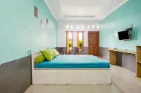 Joglo Ndalem Sabine Syariah Hotel a Piyungan