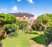 넓고 고급스러운 서비스형 숙박 시설