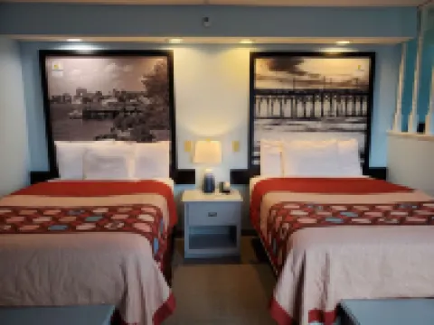 Coastal Inn & Suites Hotels in Wilmington