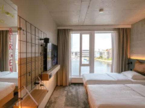 Moxy Bergen Hotels in Bergen