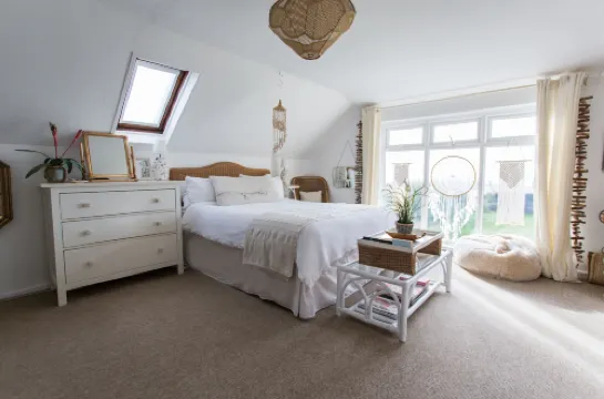 Fairlight - Charming Coastal Home on the Beach