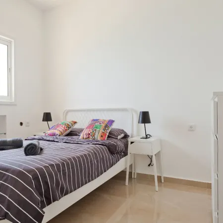 3Br Beachfront Apt w Amazing Sea View l Mamad