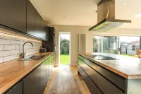 Iona 4 Bed Luxury in the Heart of Bracklesham Bay